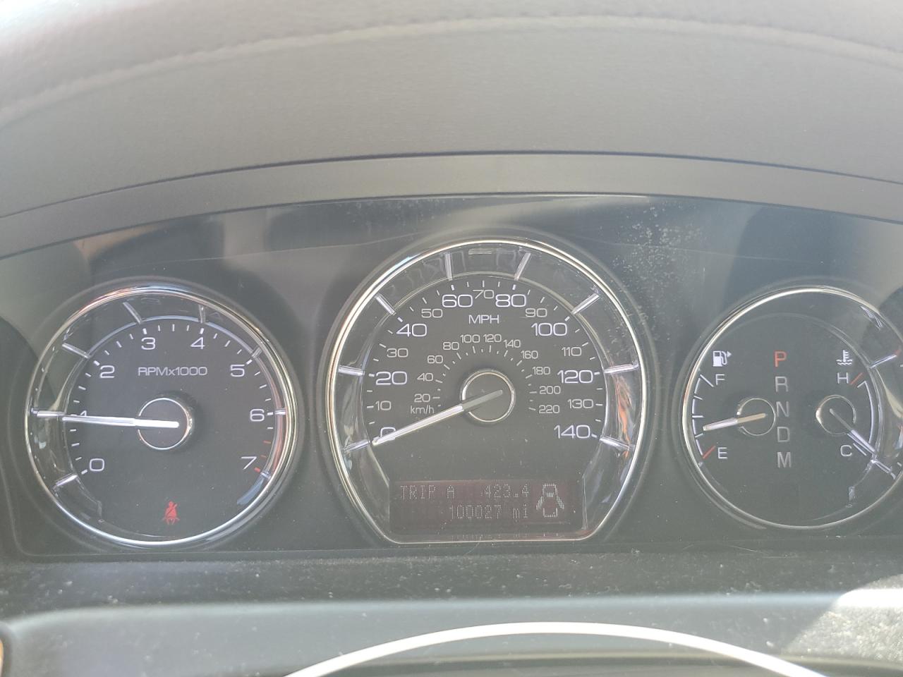 2011 Lincoln Mks Red vin: 1LNHL9DR8BG609690
