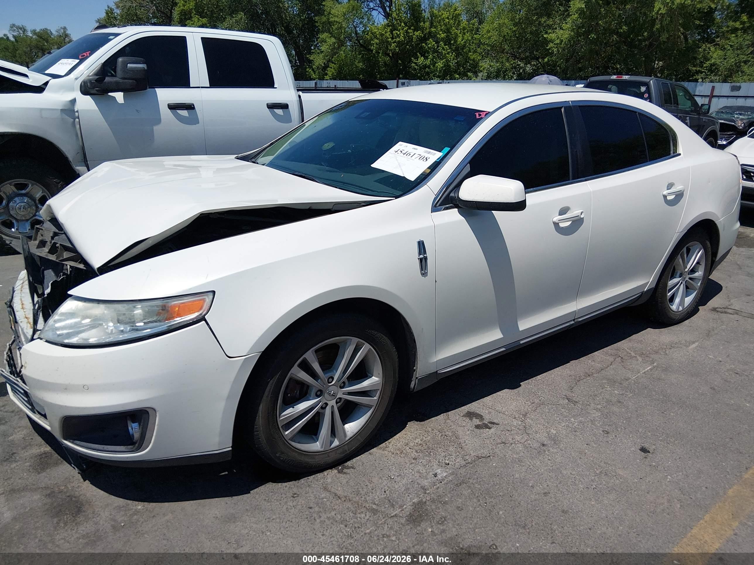 2012 Lincoln Mks   White vin: 1LNHL9DR8CG803086