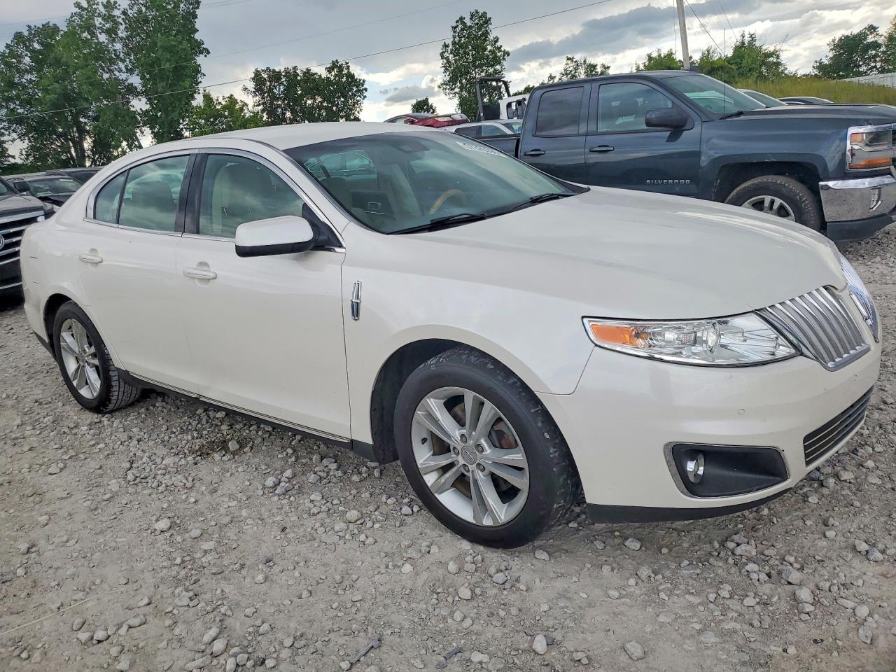 2012 Lincoln Mks White vin: 1LNHL9DR9CG802397