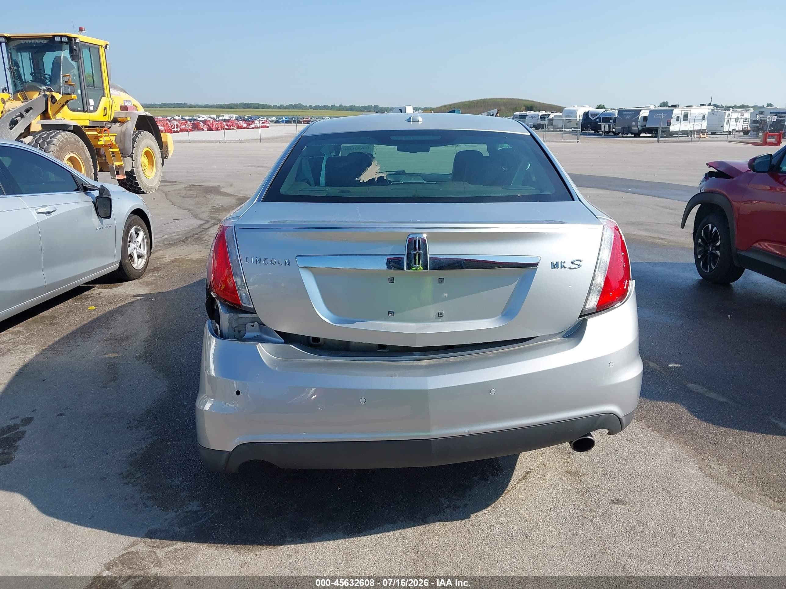 2012 Lincoln Mks   Silver vin: 1LNHL9DRXCG800237