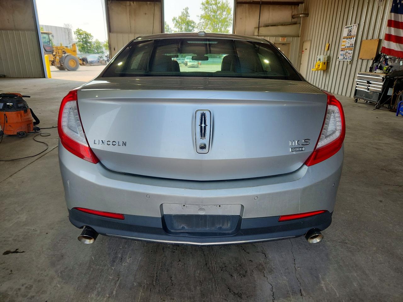 2013 Lincoln Mks Silver vin: 1LNHL9EK2DG601752