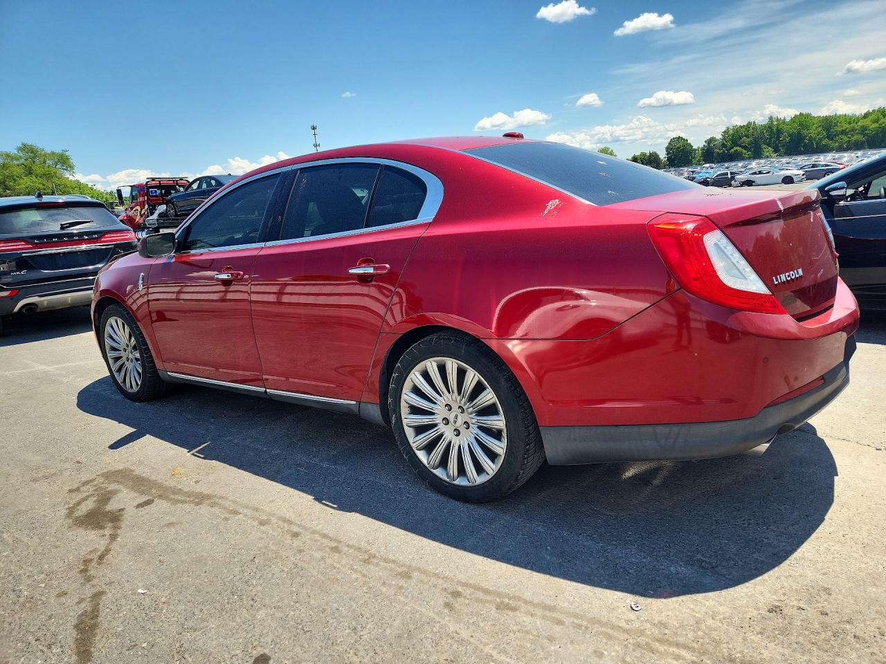2014 Lincoln Mks Red vin: 1LNHL9EK6EG602162