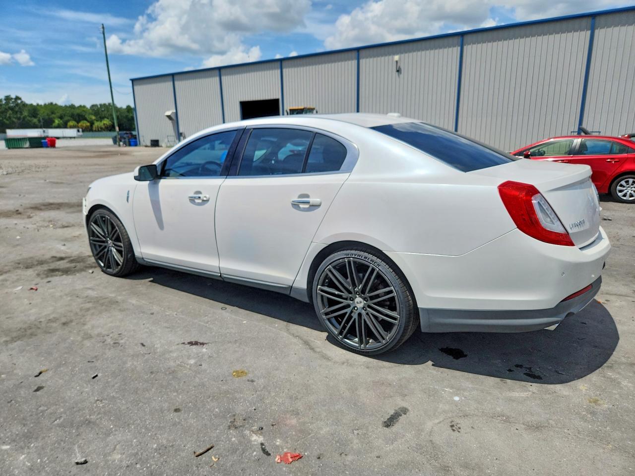 2013 Lincoln Mks White vin: 1LNHL9EK8DG616370