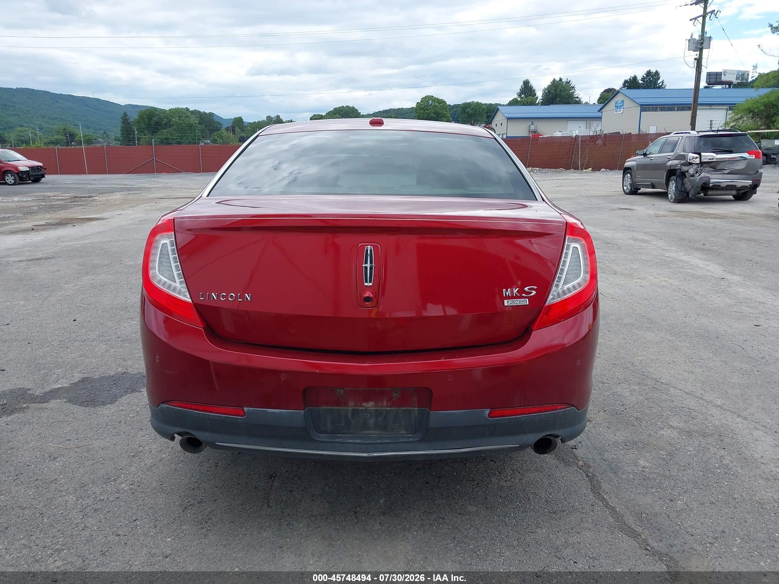 2013 Lincoln Mks   Красный vin: 1LNHL9EK9DG602266