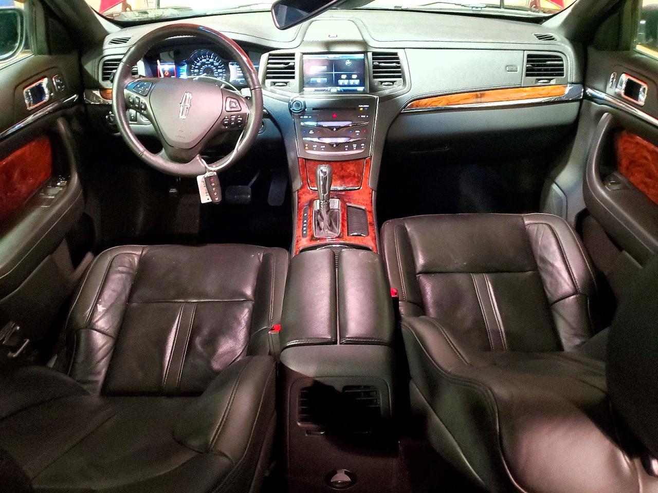 2014 Lincoln Mks Красный vin: 1LNHL9EK9EG608084