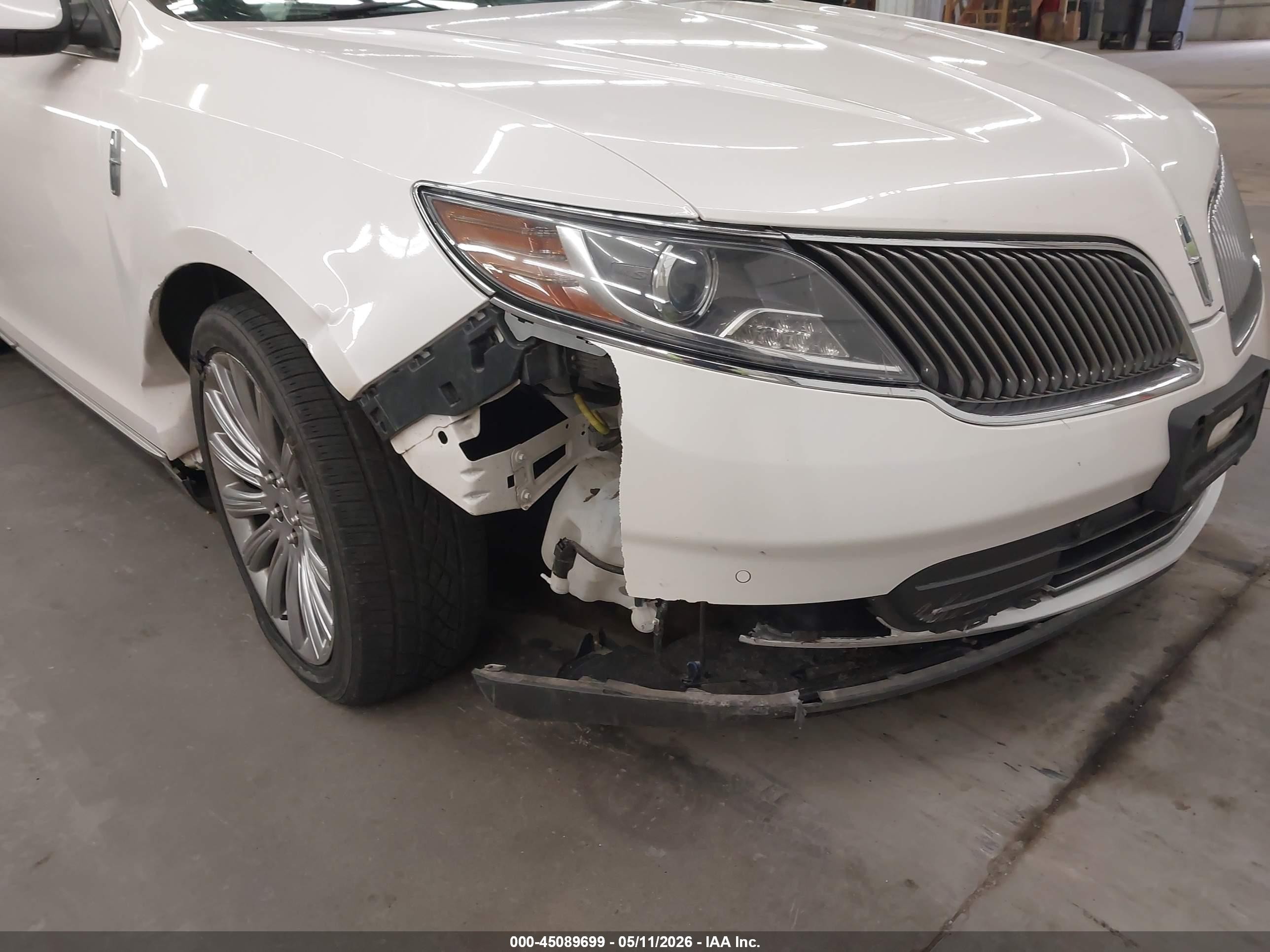 2015 Lincoln Mks White vin: 1LNHL9EK9FG600049