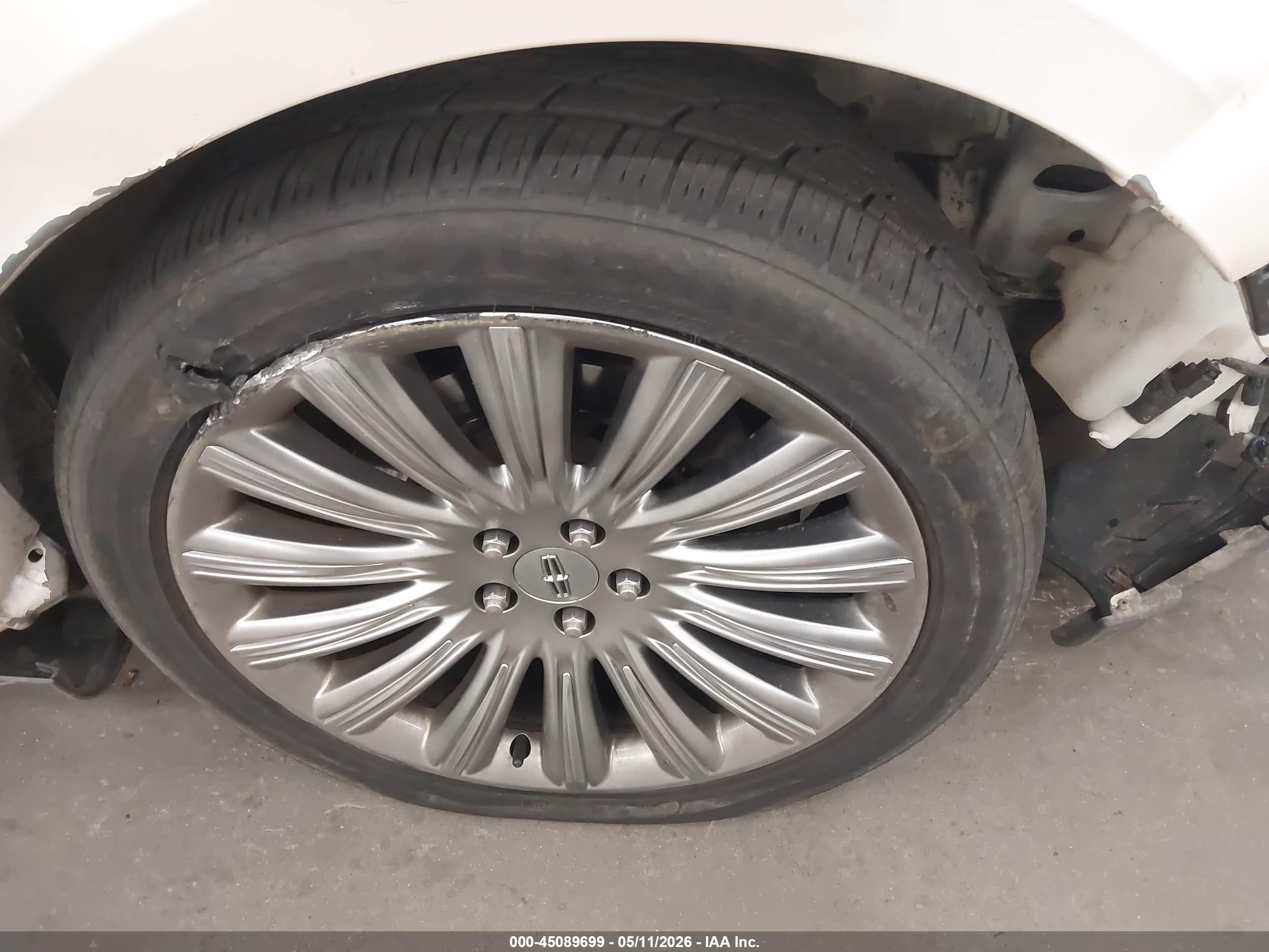2015 Lincoln Mks White vin: 1LNHL9EK9FG600049