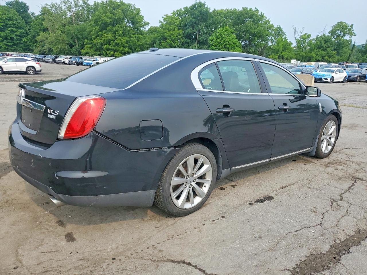2011 Lincoln Mks Black vin: 1LNHL9ER1BG602059