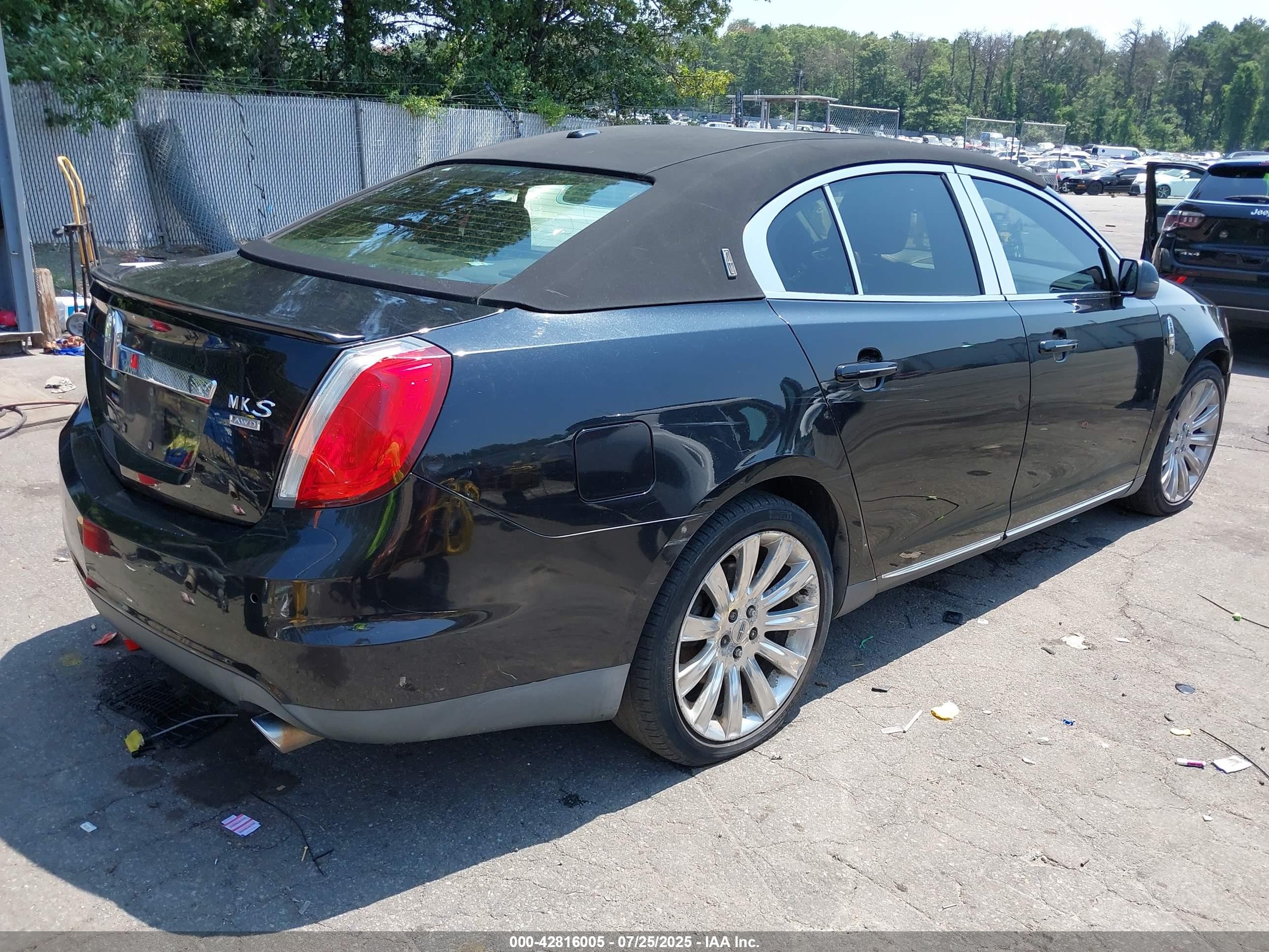 2010 Lincoln Mks   Black vin: 1LNHL9ER2AG604532