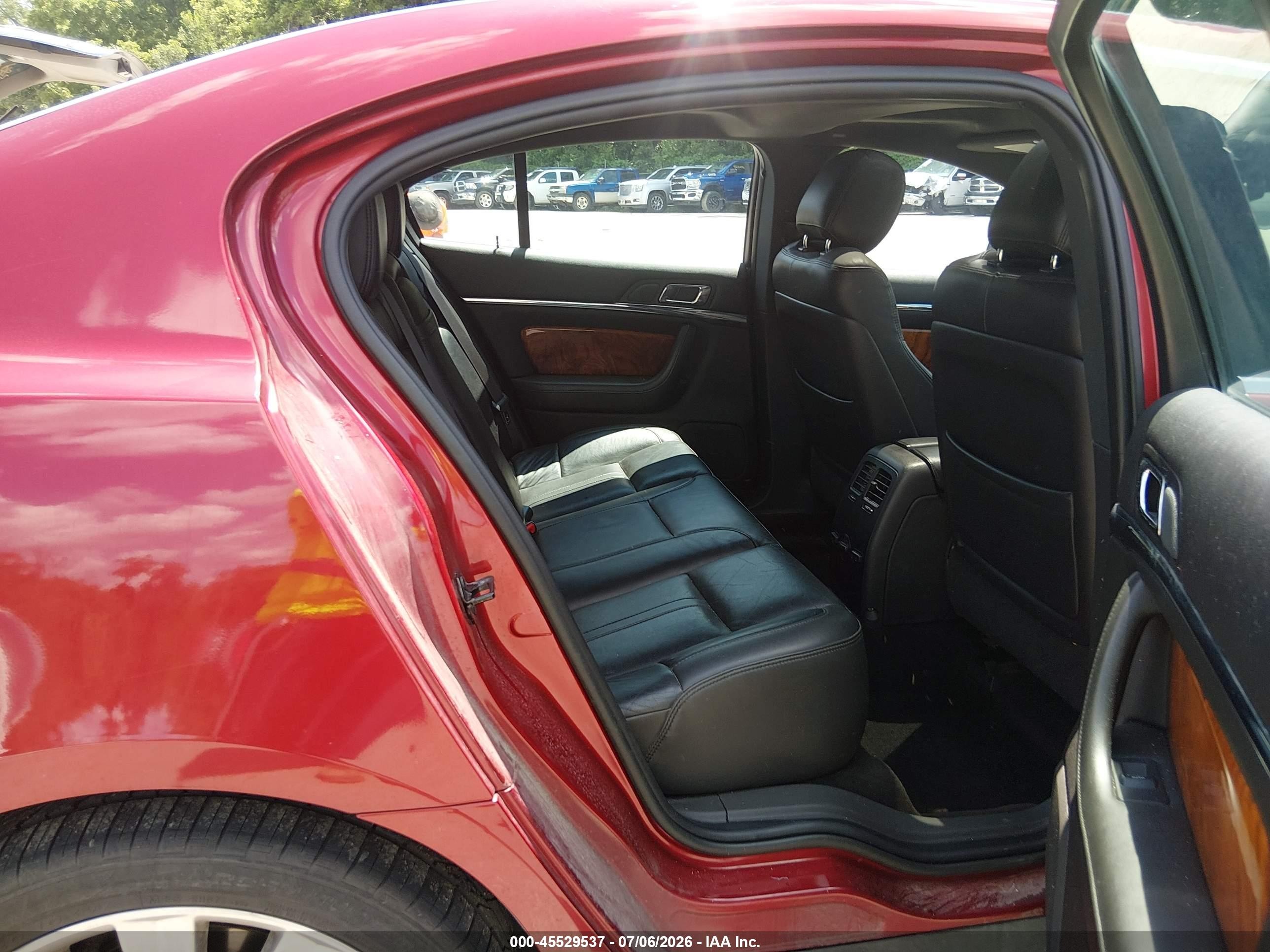 2014 Lincoln Mks Ecoboost Red vin: 1LNHL9FT4EG606265