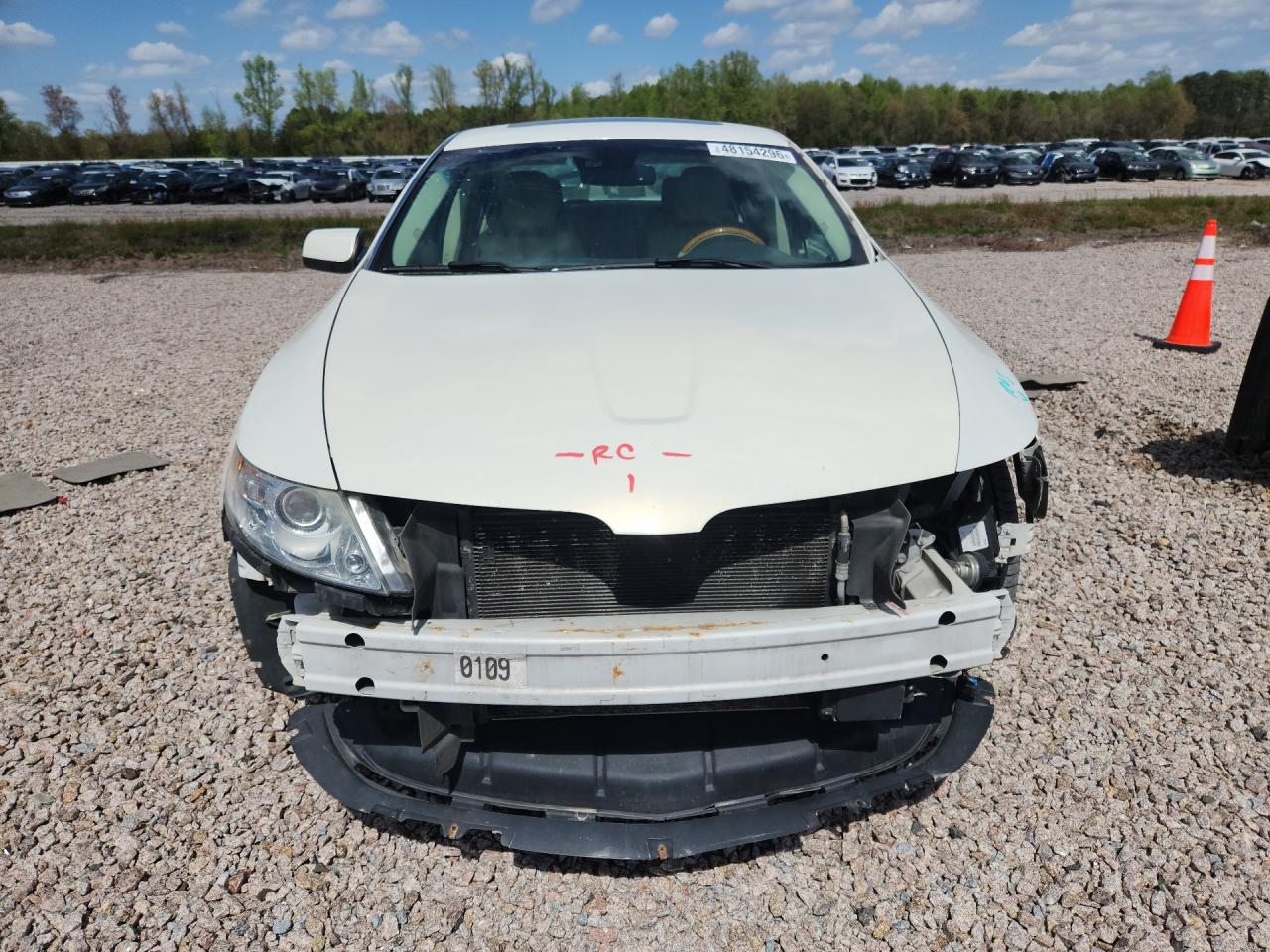 2012 Lincoln Mks White vin: 1LNHL9FT5CG801546