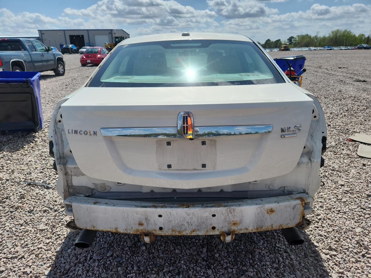 2012 Lincoln Mks White vin: 1LNHL9FT5CG801546