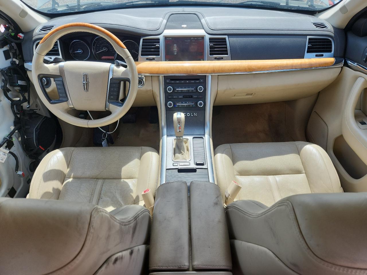 2012 Lincoln Mks White vin: 1LNHL9FT5CG801546