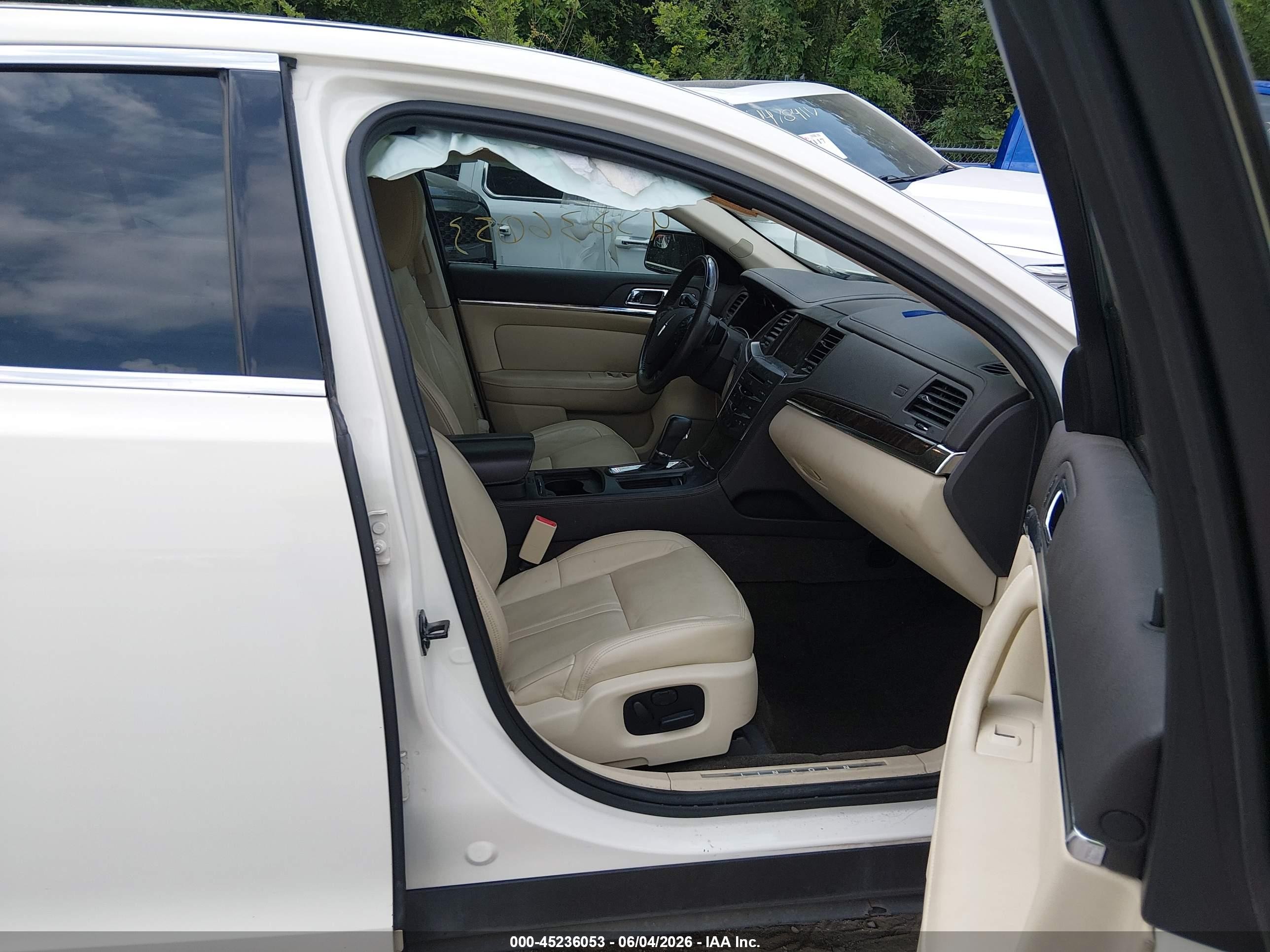 2013 Lincoln Mks Ecoboost White vin: 1LNHL9FT6DG610185