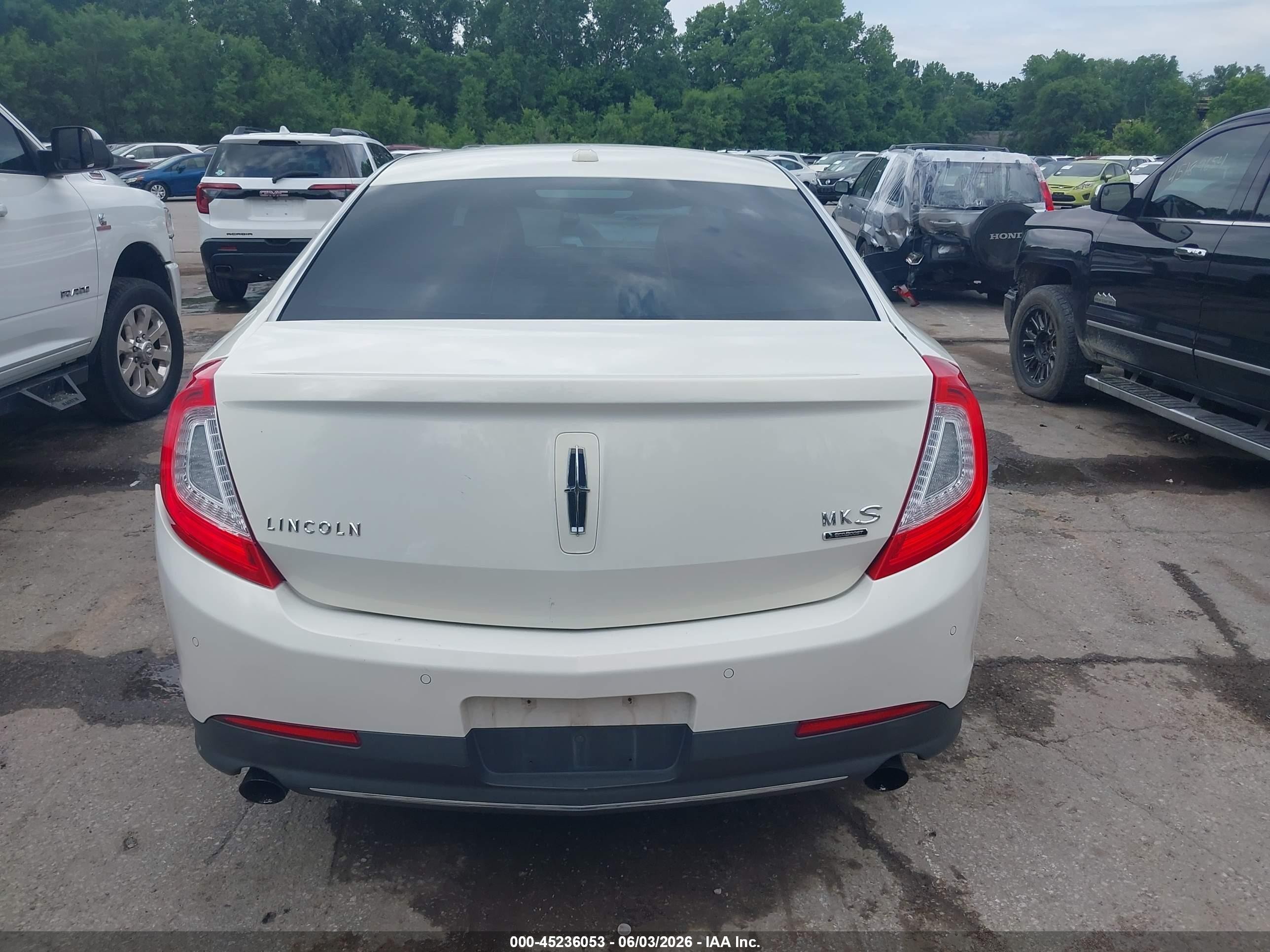 2013 Lincoln Mks Ecoboost White vin: 1LNHL9FT6DG610185
