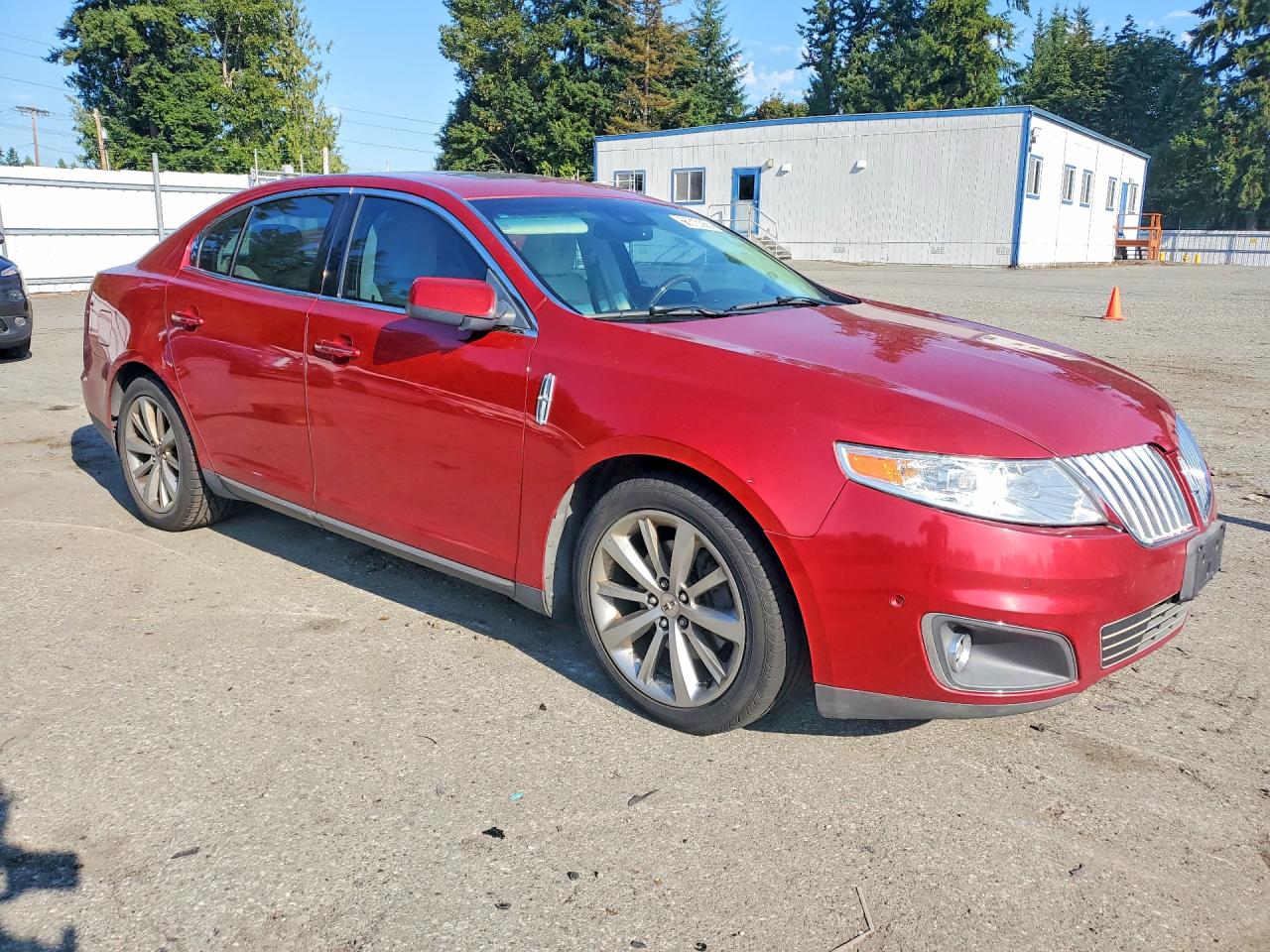 2010 Lincoln Mks Red vin: 1LNHL9FT7AG603080