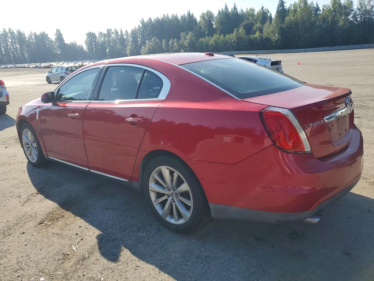 2010 Lincoln Mks Red vin: 1LNHL9FT7AG603080