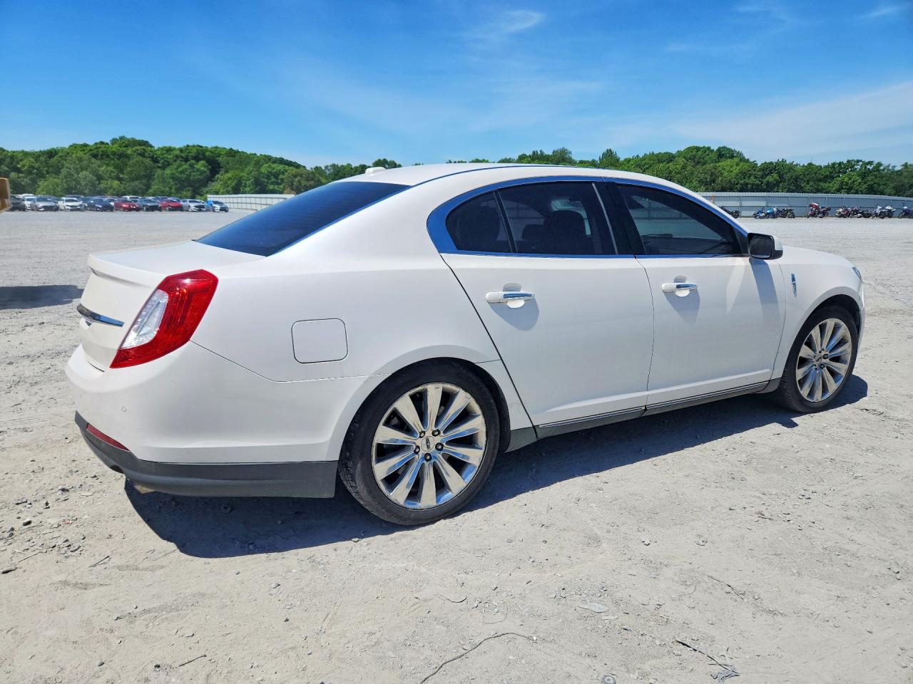 2015 Lincoln Mks White vin: 1LNHL9FT7FG603233