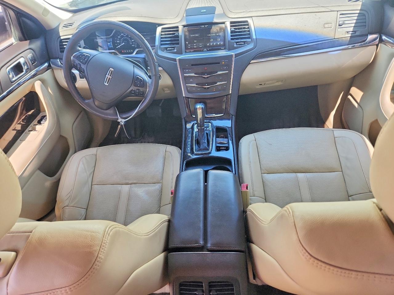 2015 Lincoln Mks White vin: 1LNHL9FT7FG603233