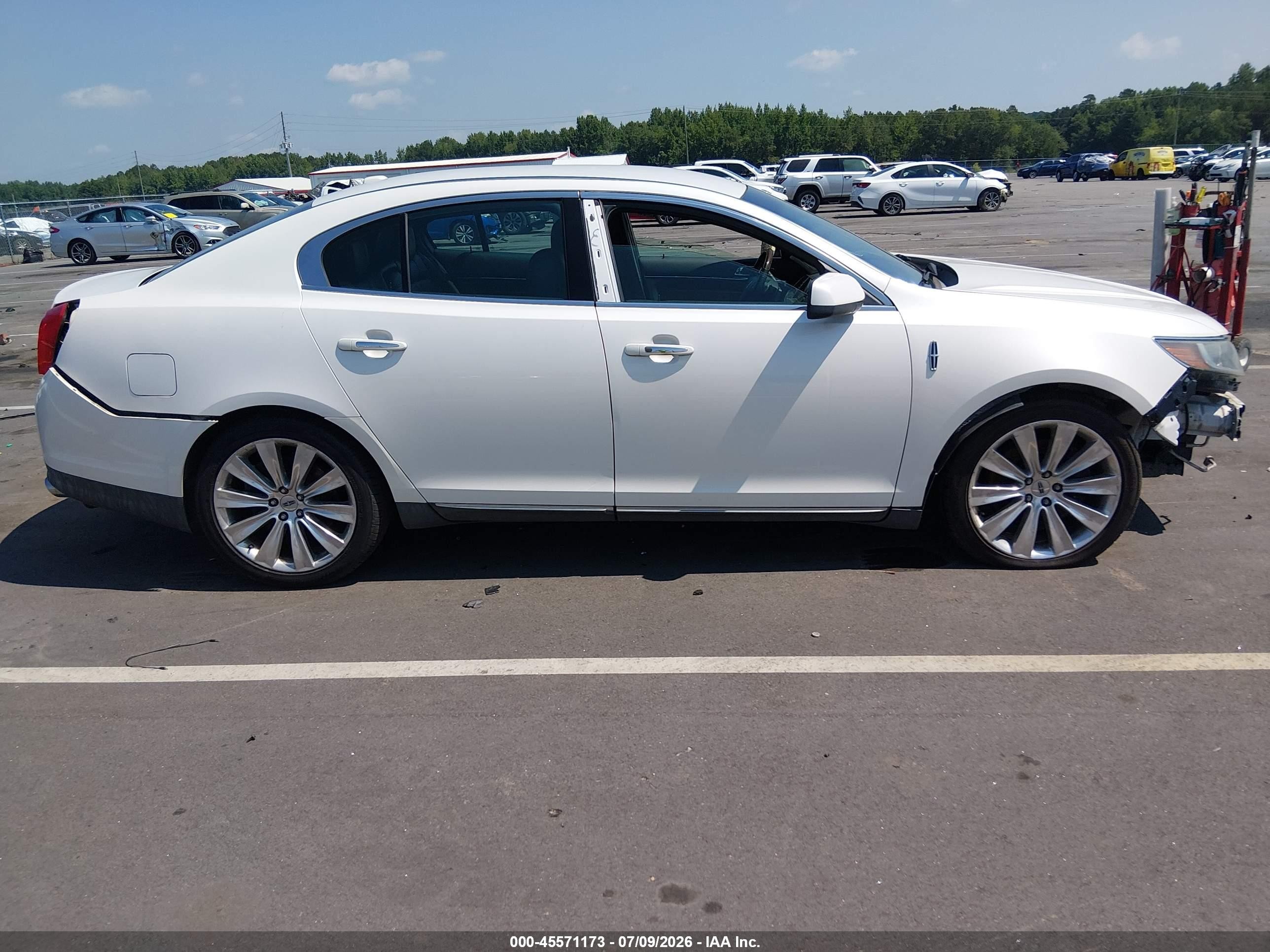 2013 Lincoln Mks Ecoboost White vin: 1LNHL9FTXDG605409