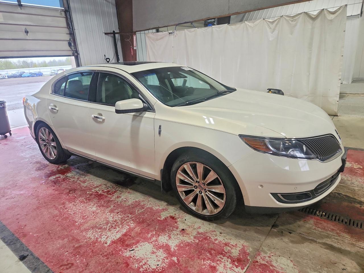 2013 Lincoln Mks White vin: 1LNHL9FTXDG616412