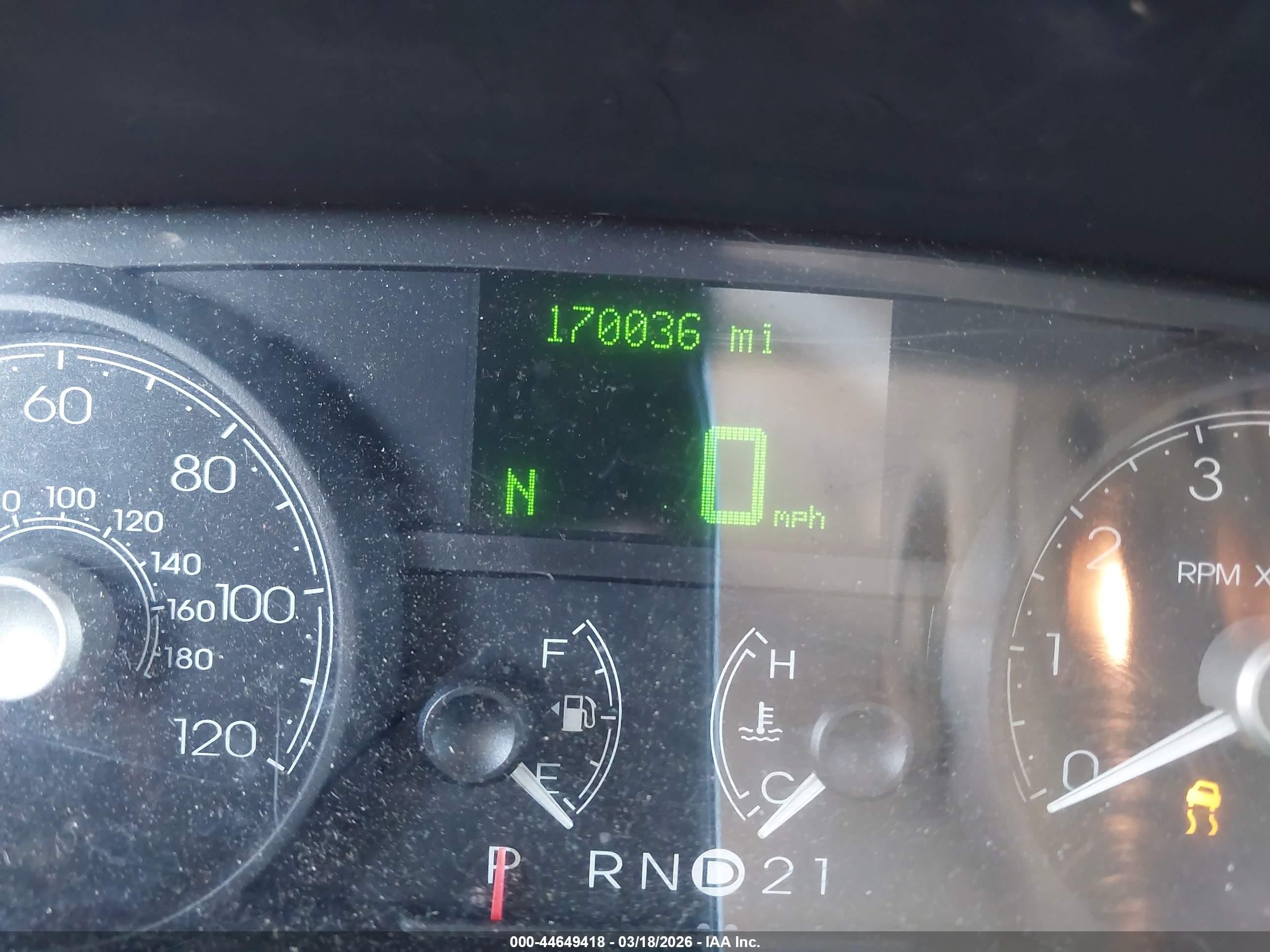 2006 Lincoln Town Car Signature Gray vin: 1LNHM81V36Y633193