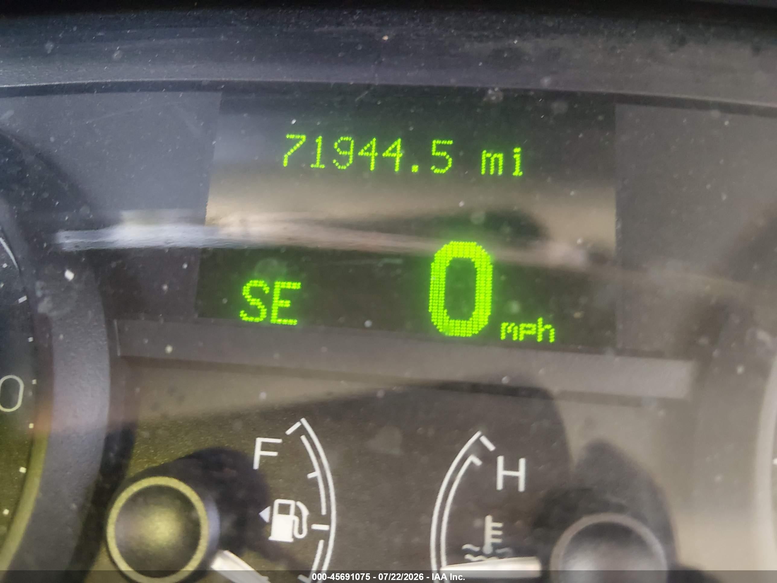 2007 Lincoln Town Car Signature Серебряный vin: 1LNHM81V67Y617023