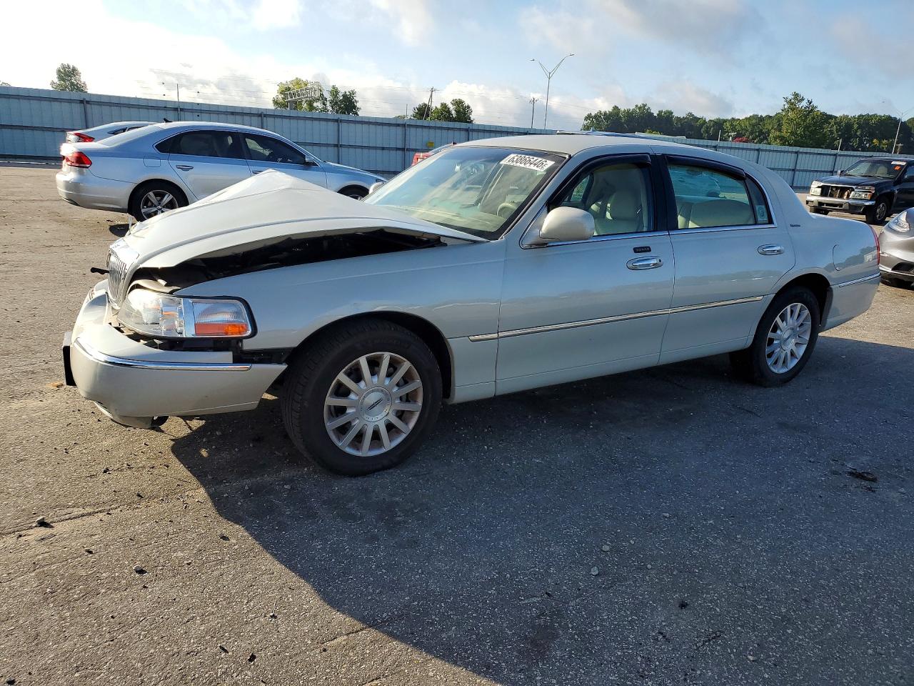 1LNHM81V67Y619001