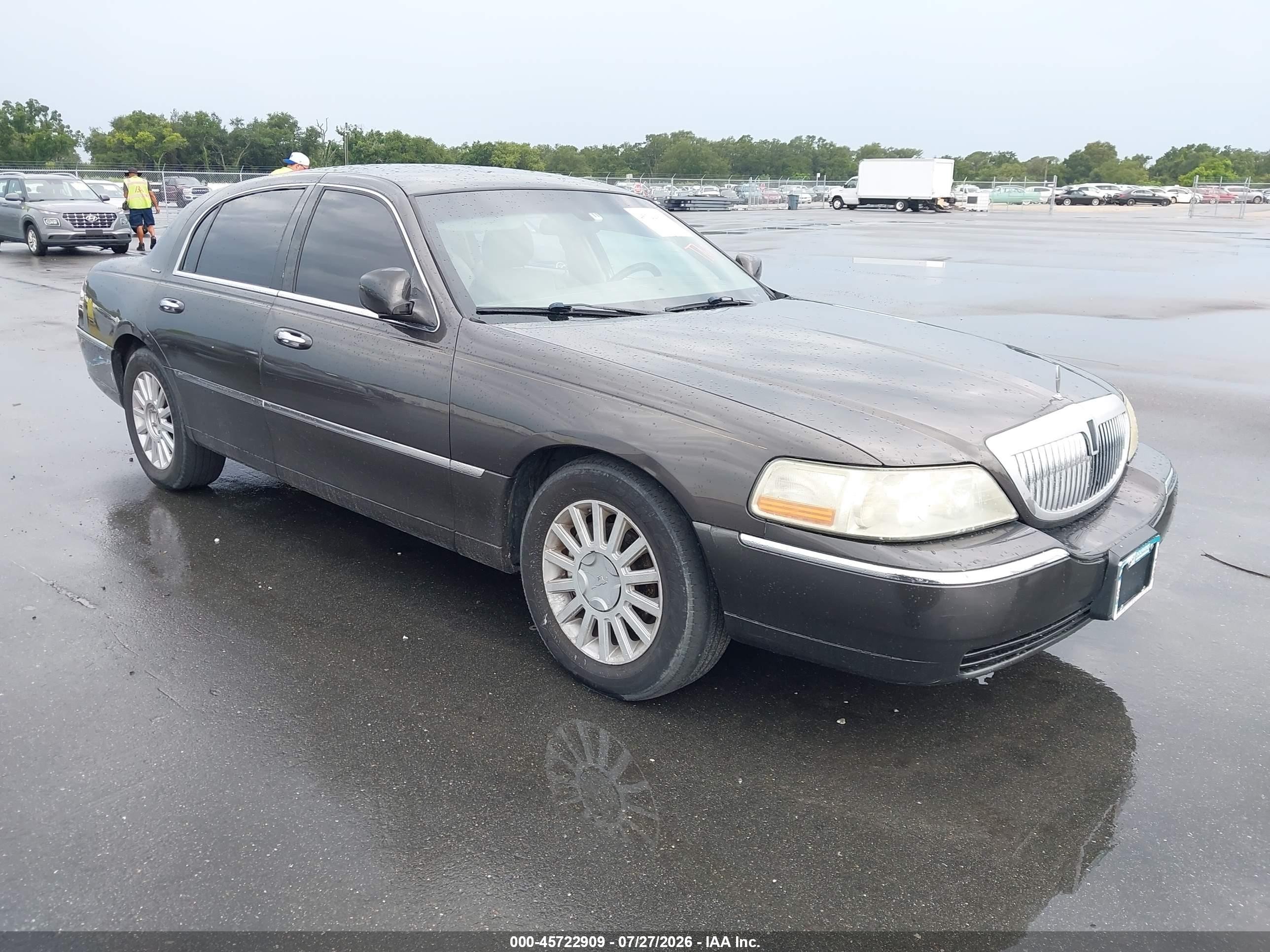 1LNHM81W05Y608615