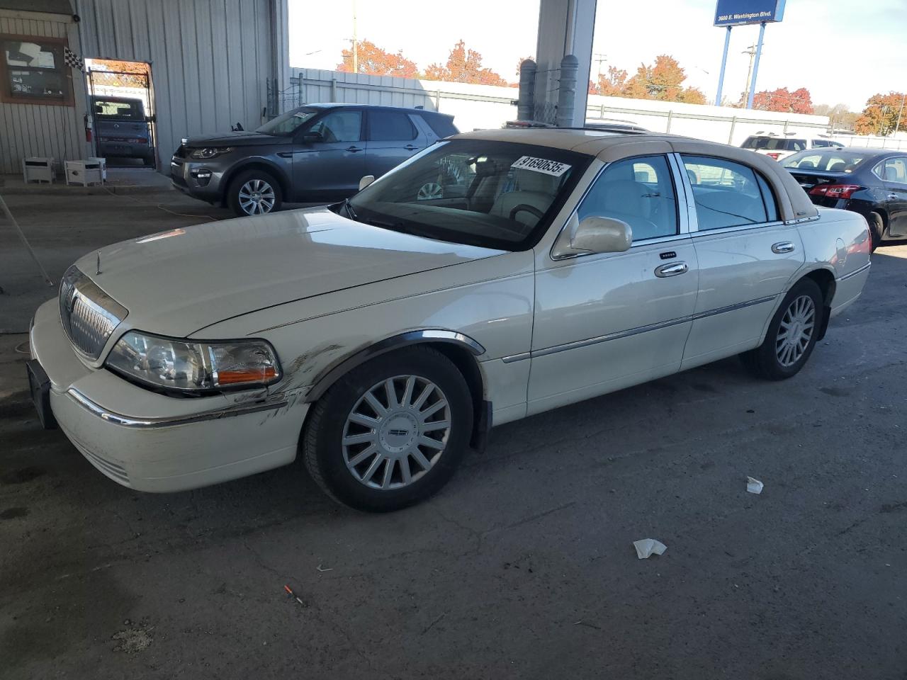 1LNHM81W05Y628993