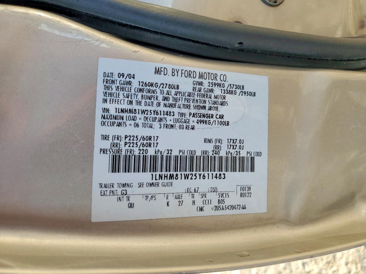 2005 Lincoln Town Car Signature Beige vin: 1LNHM81W25Y611483