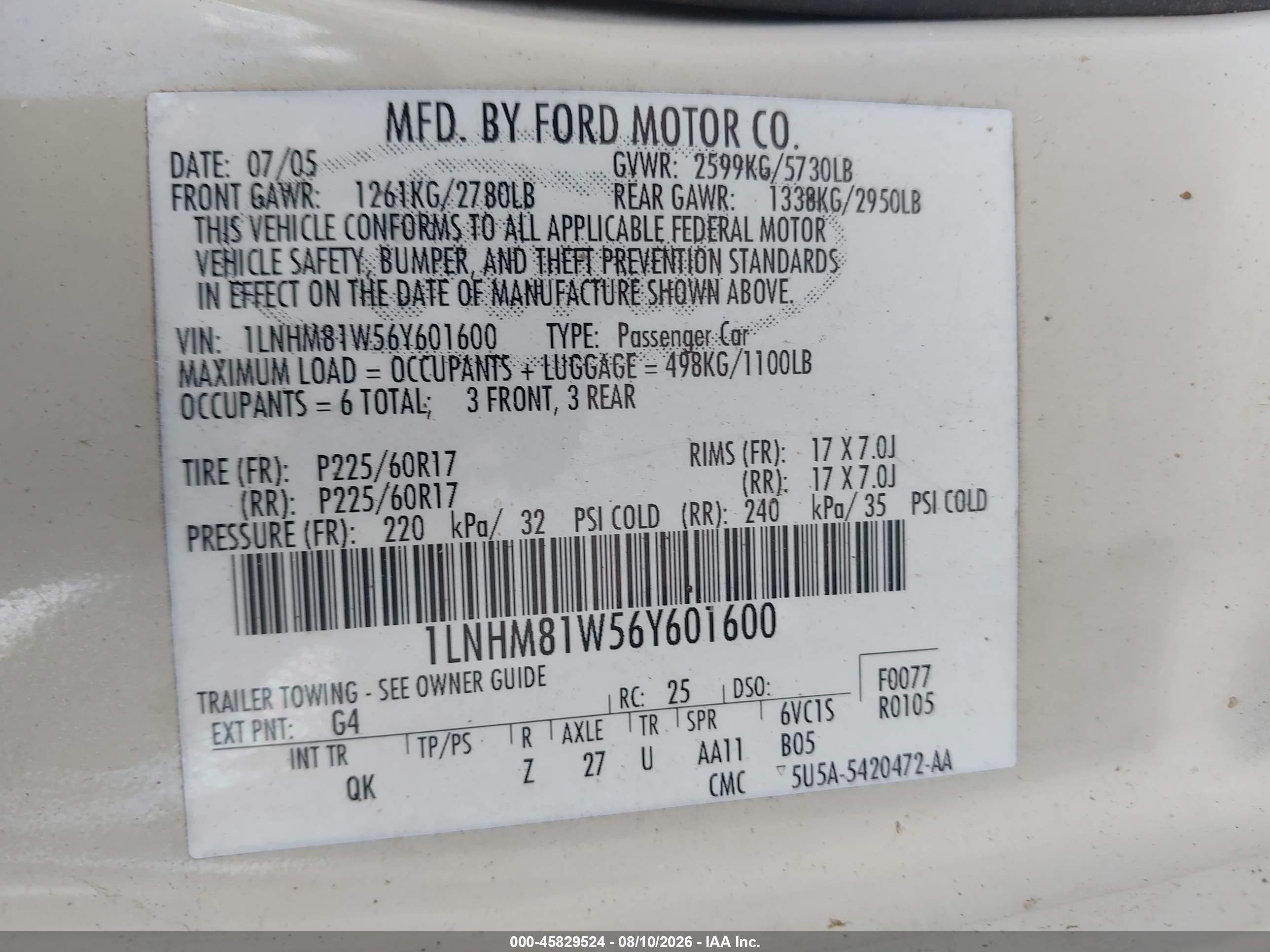 2006 Lincoln Town Car Signature Cream vin: 1LNHM81W56Y601600