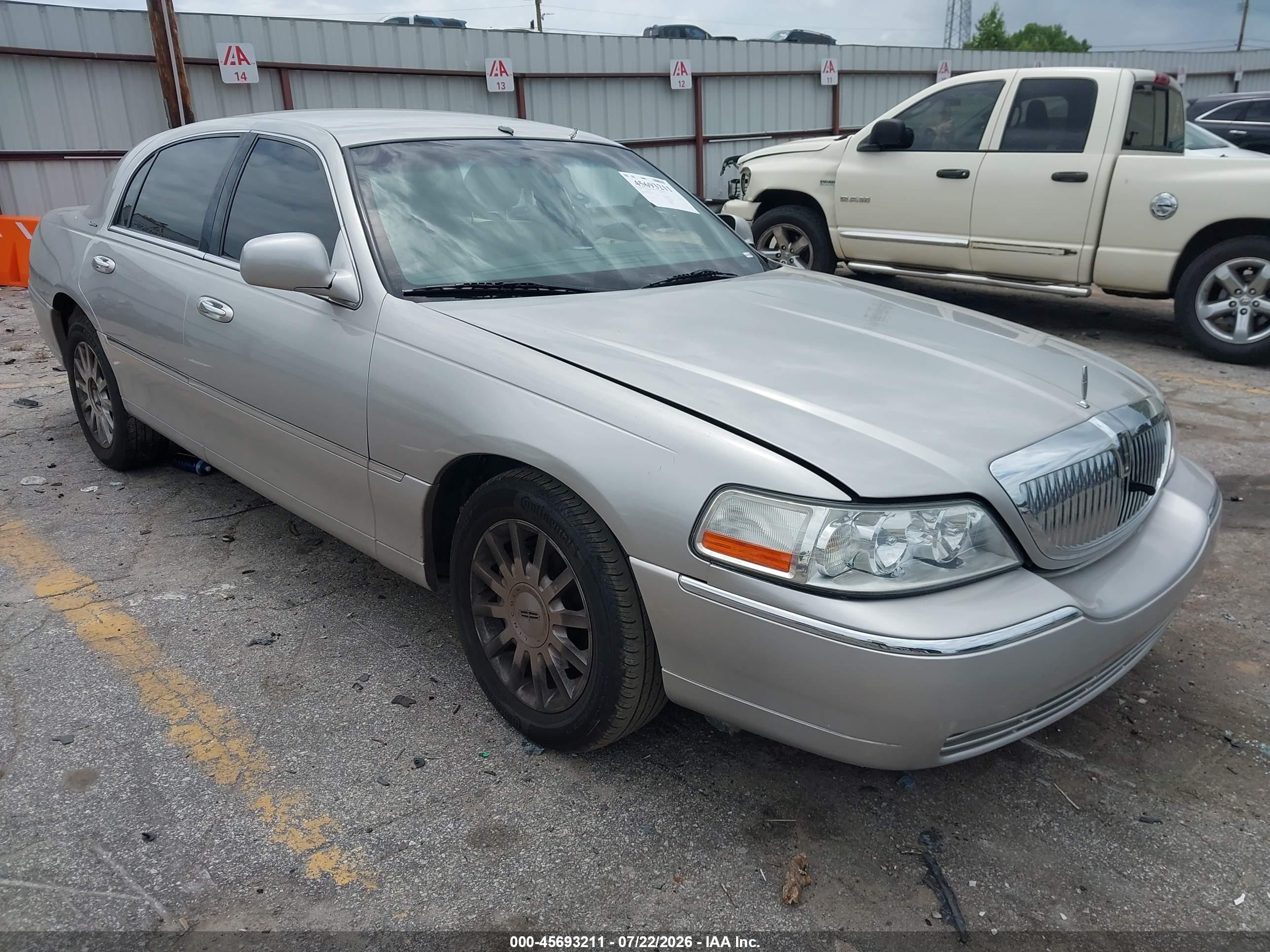 1LNHM81W86Y603941
