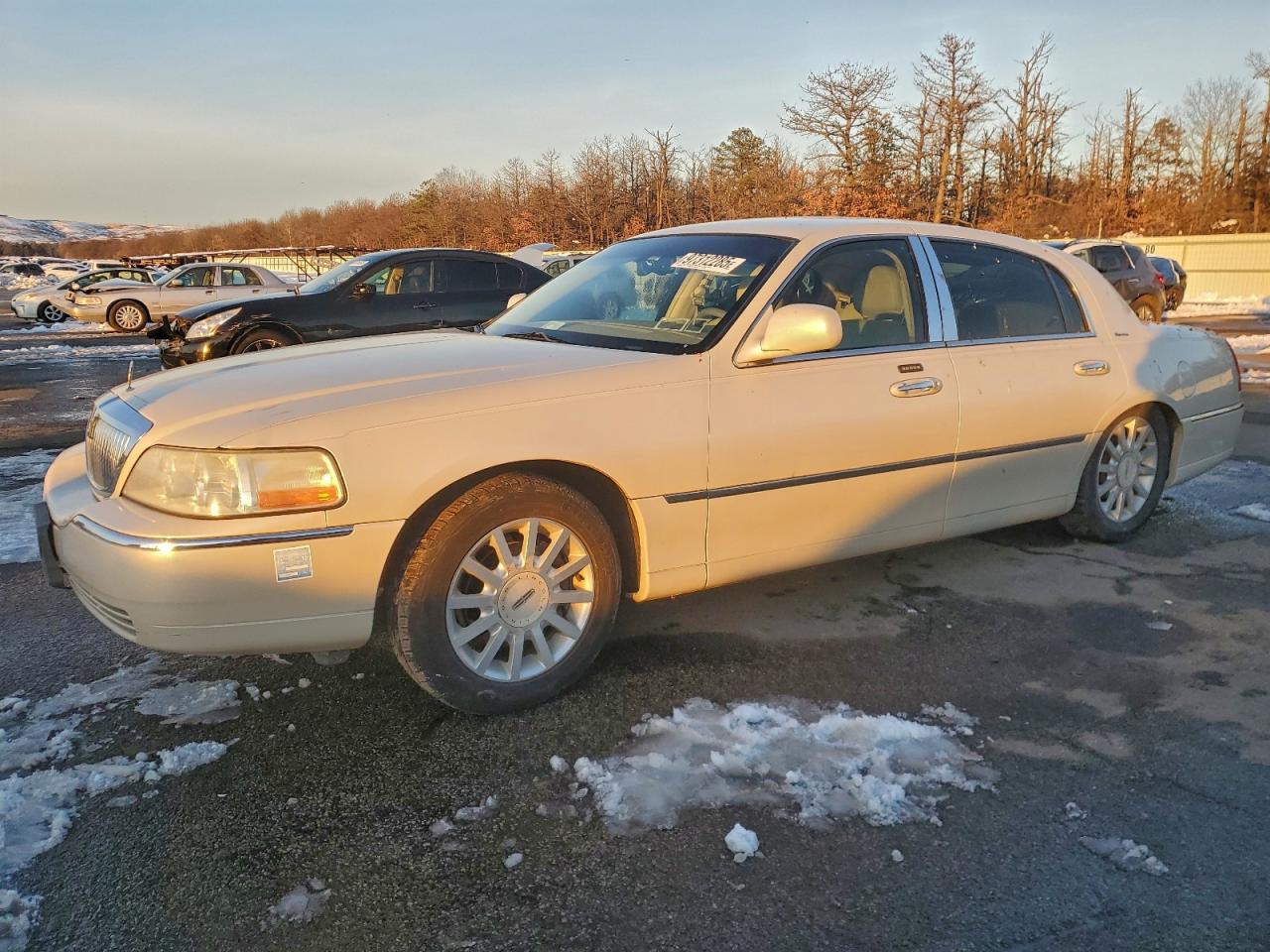 1LNHM81W97Y609720