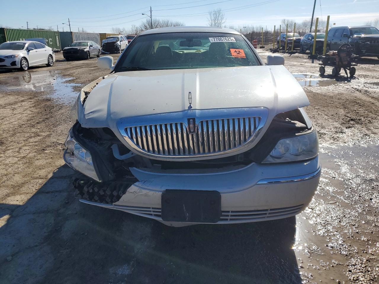 2007 Lincoln Town Car Beige vin: 1LNHM82V17Y608910