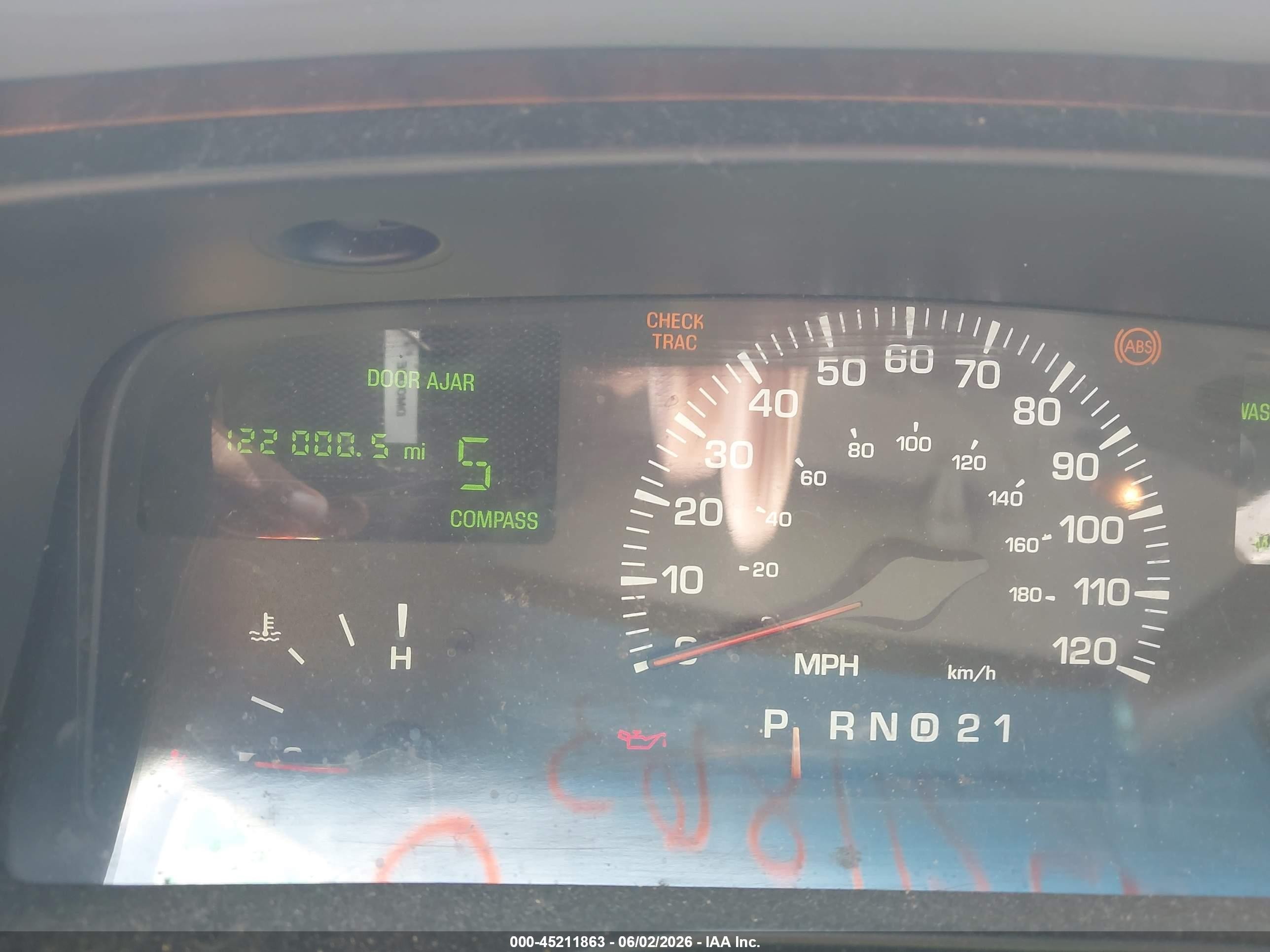 2000 Lincoln Town Car Signature Black vin: 1LNHM82W0YY799522