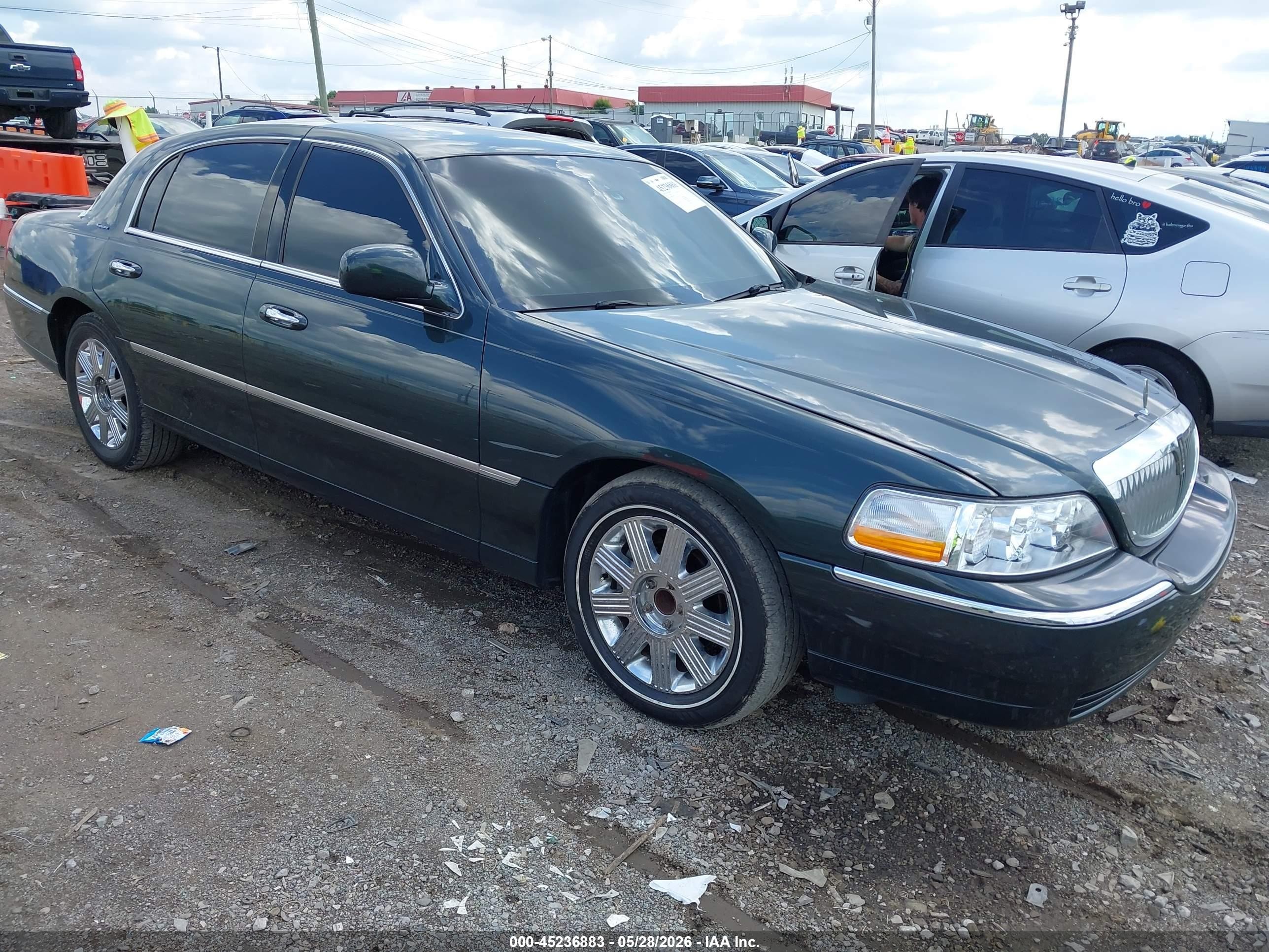 1LNHM82W13Y609171