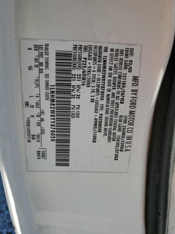 2000 Lincoln Town Car Signature White vin: 1LNHM82W8YY878050