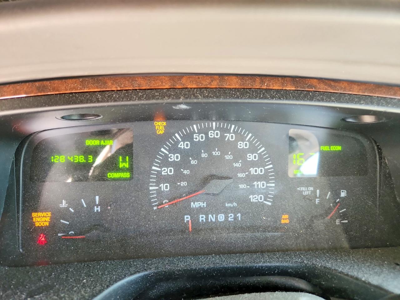 2001 Lincoln Town Car Signature Charcoal vin: 1LNHM82WX1Y722520