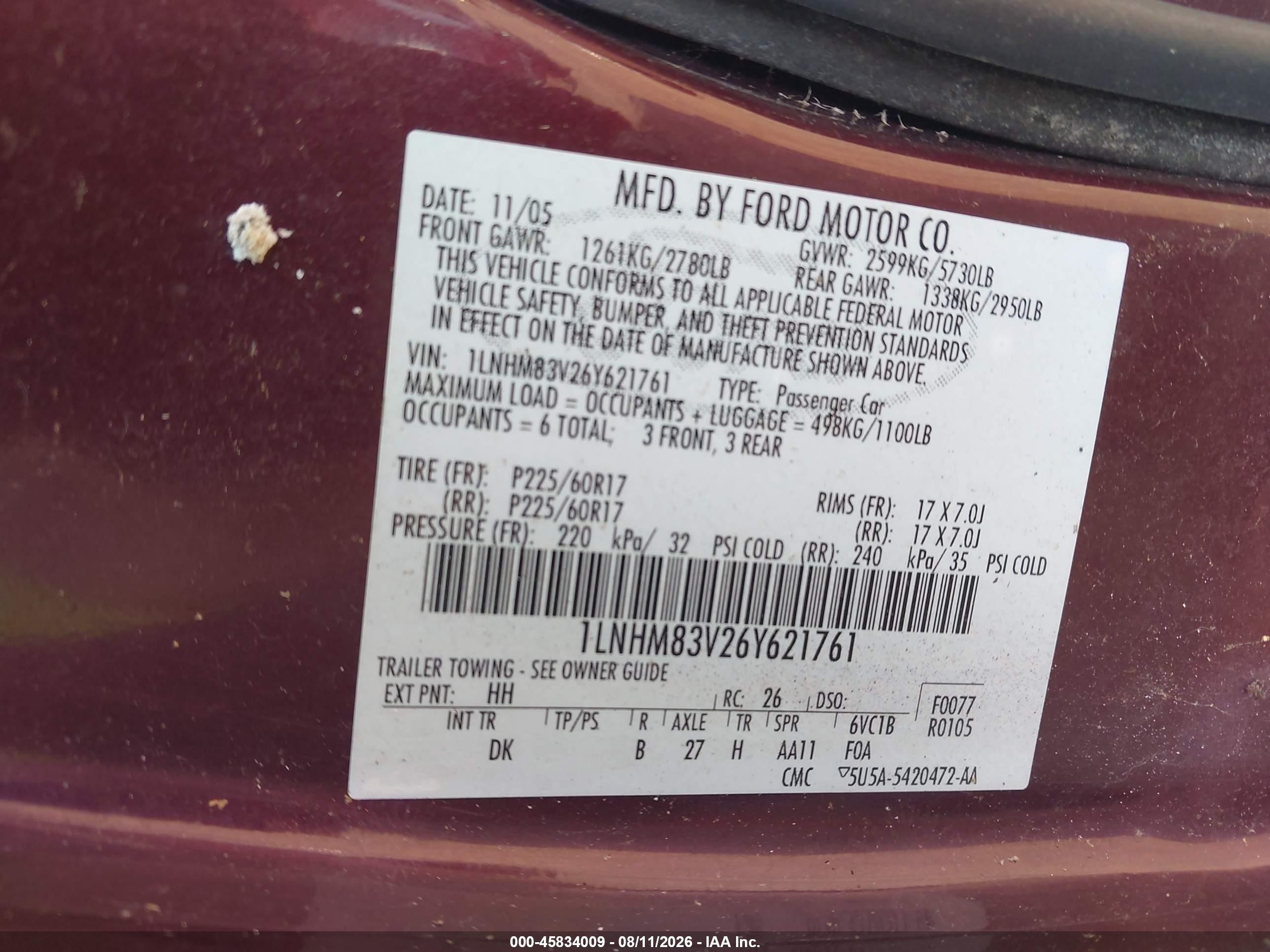2006 Lincoln Town Car Designer Series Maroon vin: 1LNHM83V26Y621761