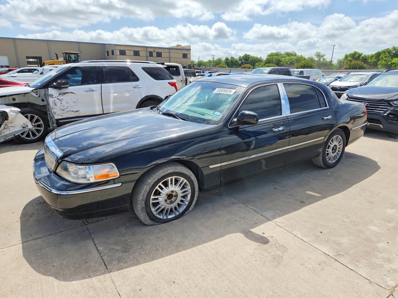 2006 Lincoln Town Car Designer Black vin: 1LNHM83V36Y647334