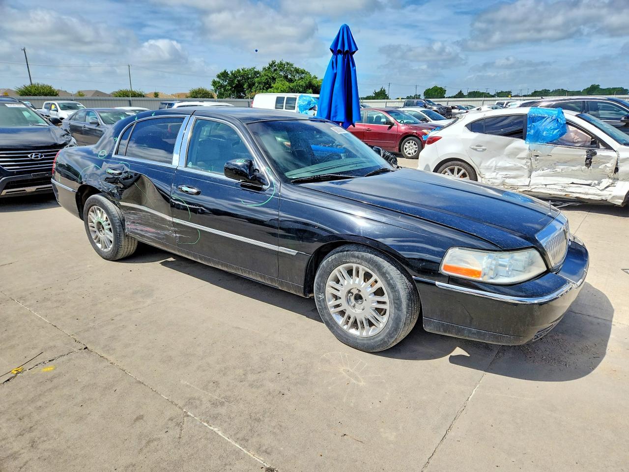 2006 Lincoln Town Car Designer Black vin: 1LNHM83V36Y647334