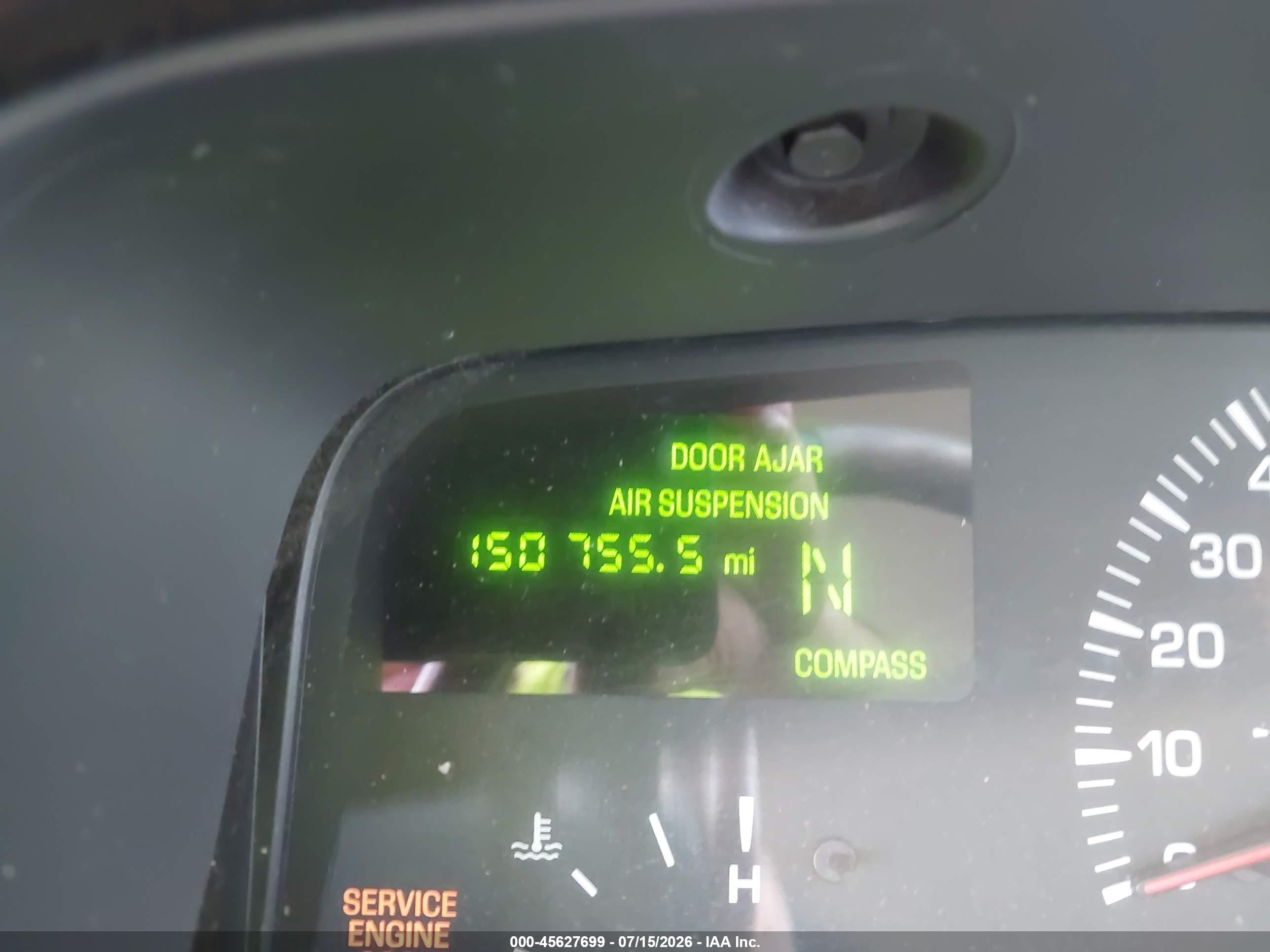 2002 Lincoln Town Car Cartier Brown vin: 1LNHM83W32Y642931