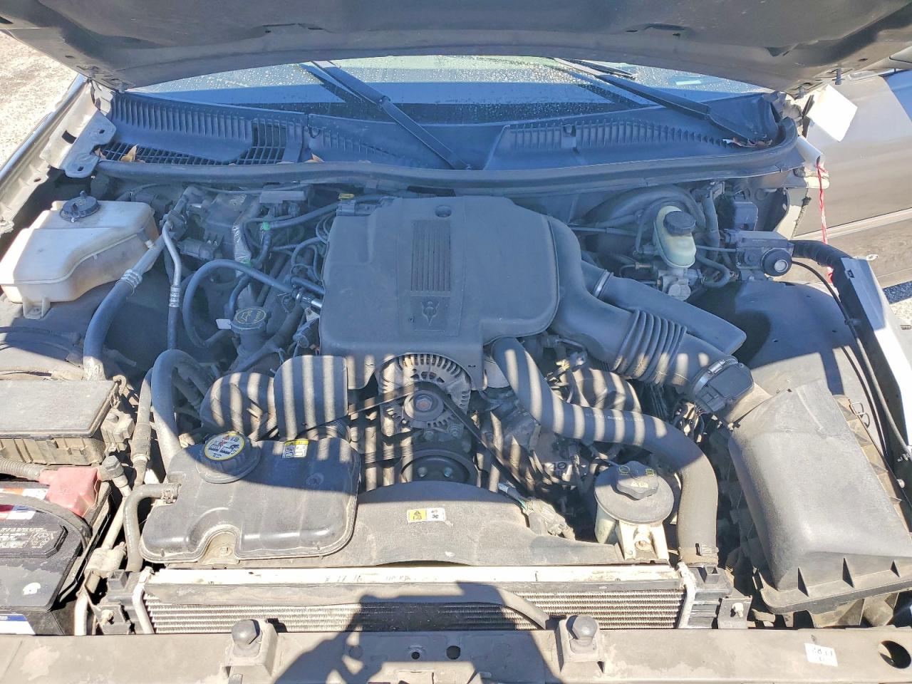 2004 Lincoln Town Car Ultimate Серый vin: 1LNHM83W34Y659909