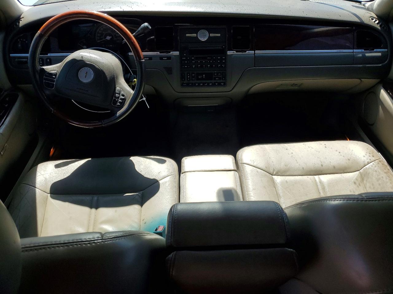 2004 Lincoln Town Car Ultimate Серый vin: 1LNHM83W34Y659909