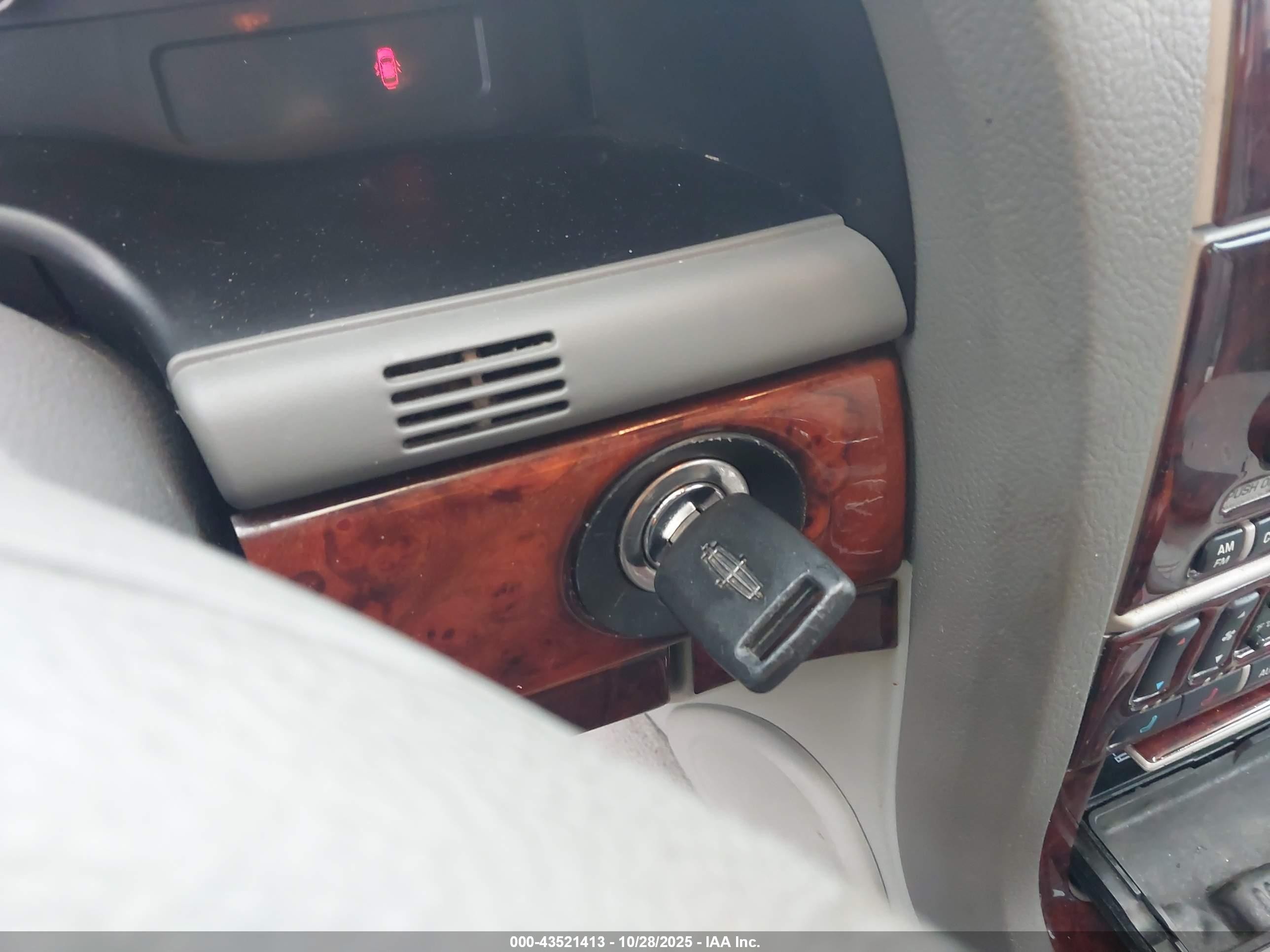 2003 Lincoln Ls V6 Серебряный vin: 1LNHM86S23Y706242