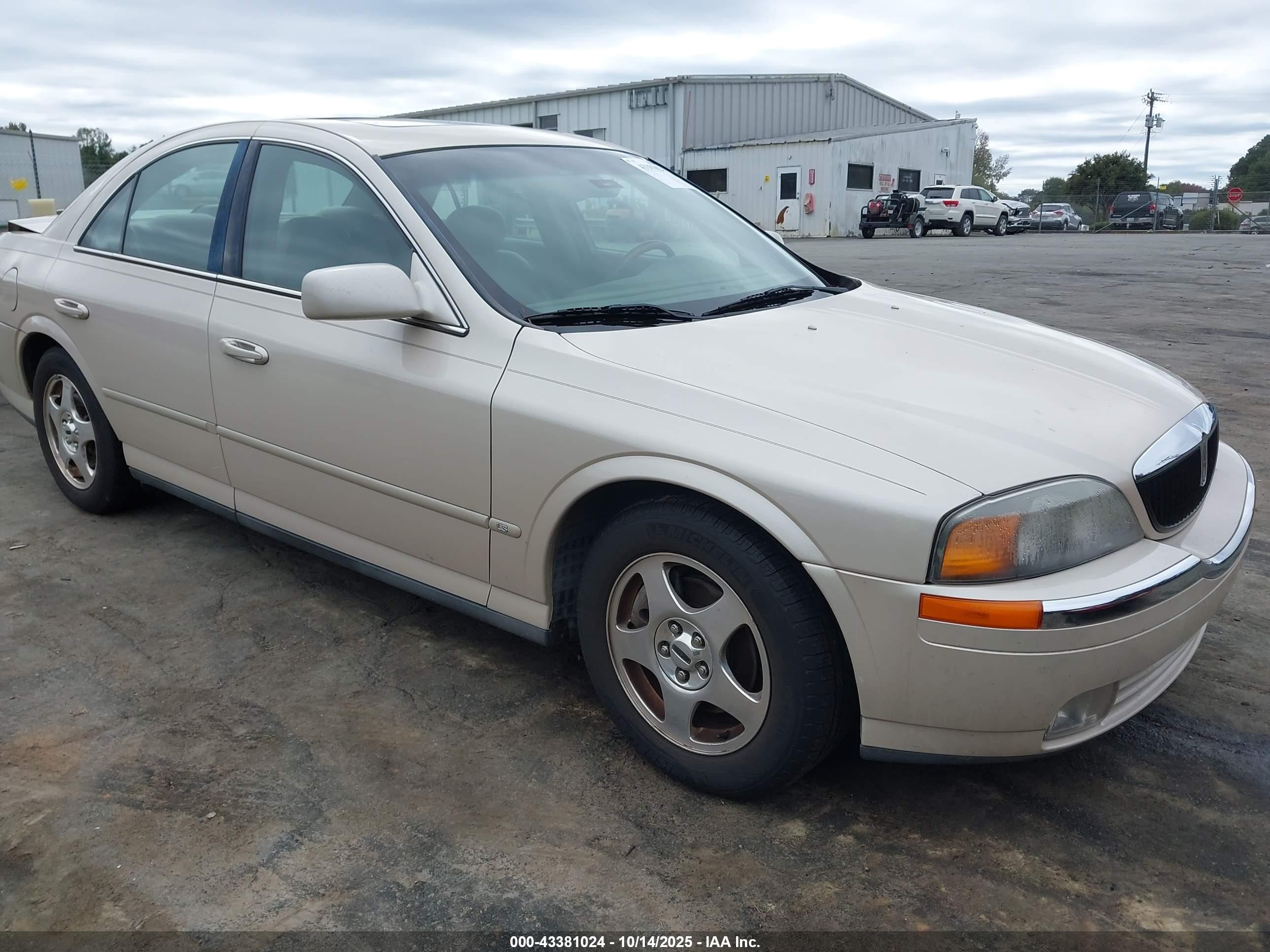 2001 Lincoln Ls V6 Auto/v6 Manual Gold vin: 1LNHM86S61Y657320