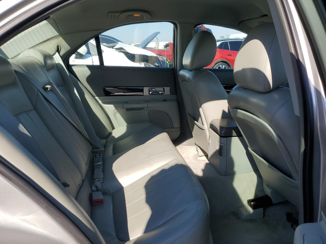 2003 Lincoln Ls Серебряный vin: 1LNHM86S83Y699099
