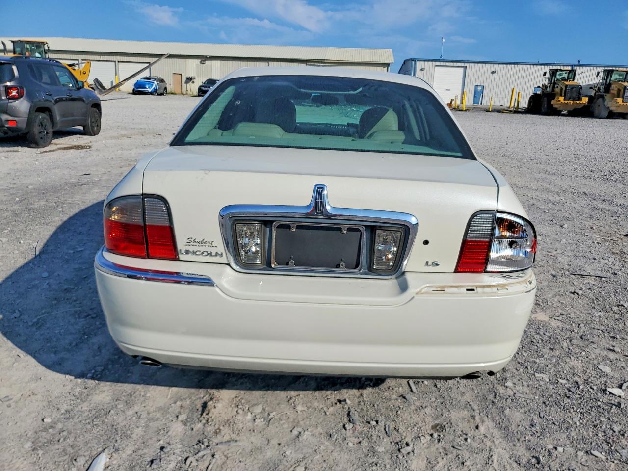 2004 Lincoln Ls White vin: 1LNHM86S84Y686127