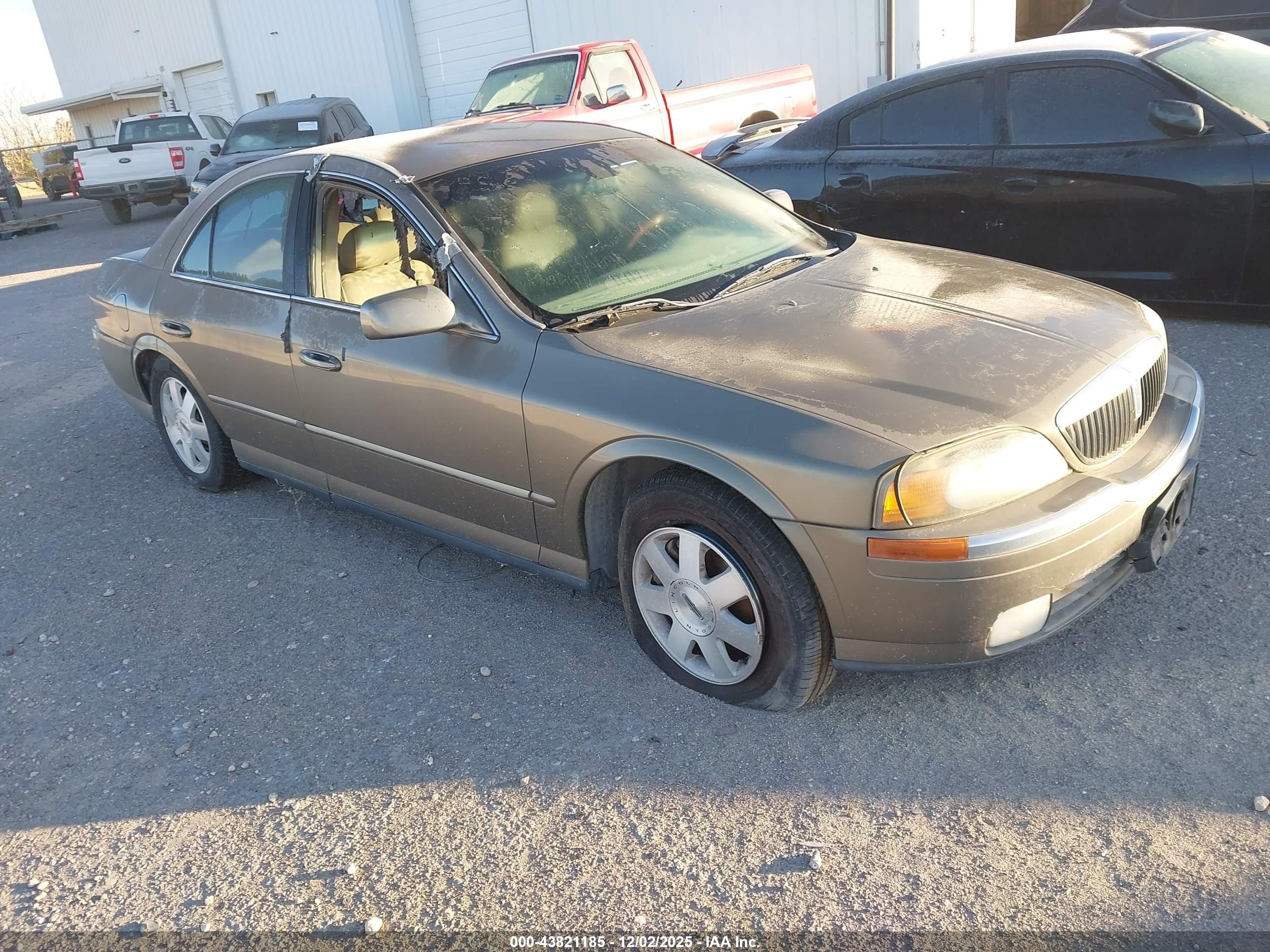 1LNHM86SX2Y670024